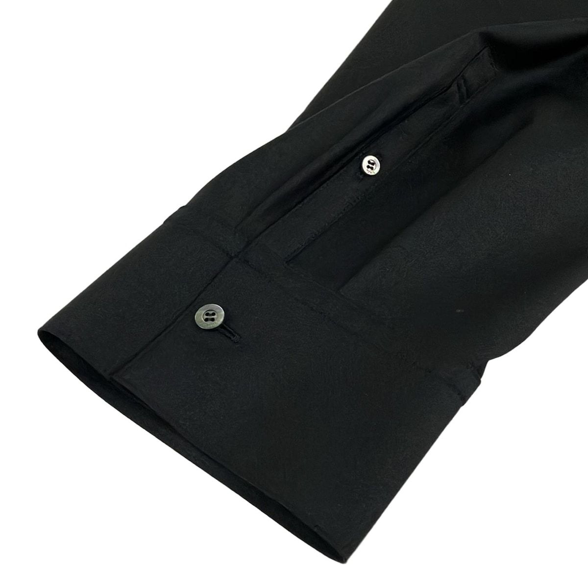 黒 クルーネック