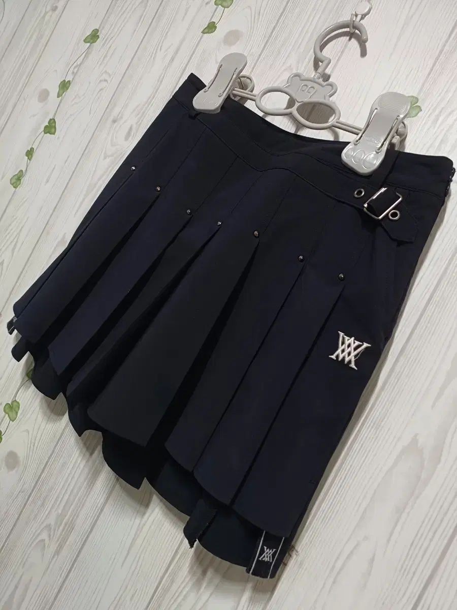 ANEW GOLF シャーリング SWING スカート 25-26