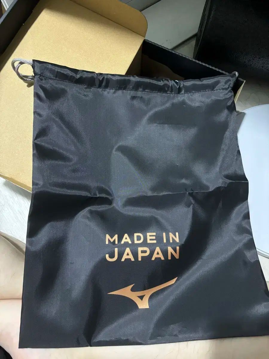 ミズノ モレリア NEO4 ベータ ジャパン AG サッカーシューズ 27.0cm LLC-HASEGAWATOSO_COM