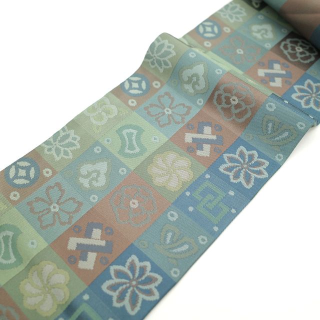 名古屋帯 八寸 西陣 39 川島織物 綴れ 薄水色 松 正絹 中古 kp2135 名古屋帯 八寸 西陣 39 川島織物 綴れ 薄水色 松 正絹 中古