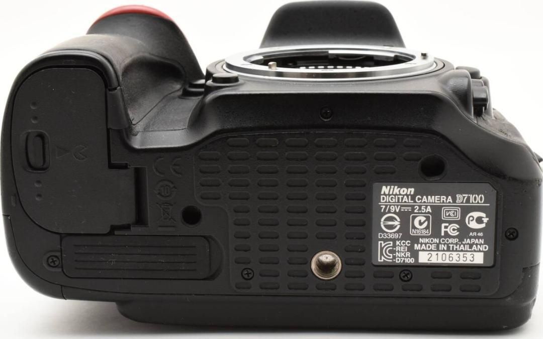 ニコン D7100