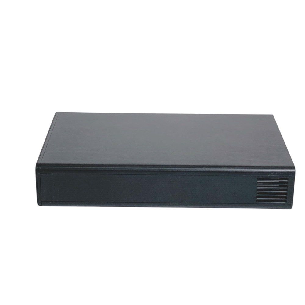 縦置き 横置き自由なアルミパネル付