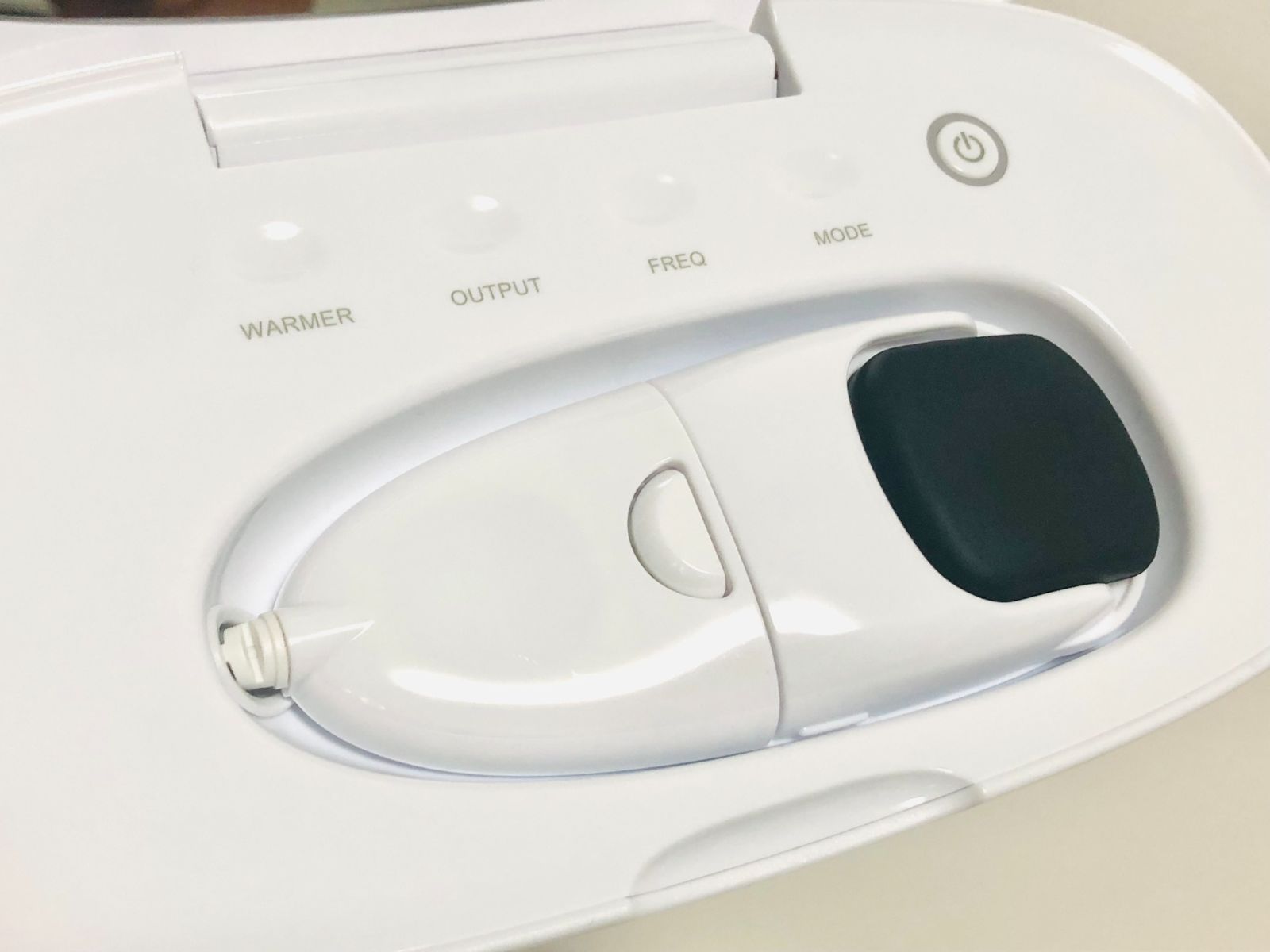 YA-MAN - Moisteane IVモイスティーヌ　スキンコンディショナー美顔器 ラミノスキンコンディショナー｜モイスティーヌ【公式】