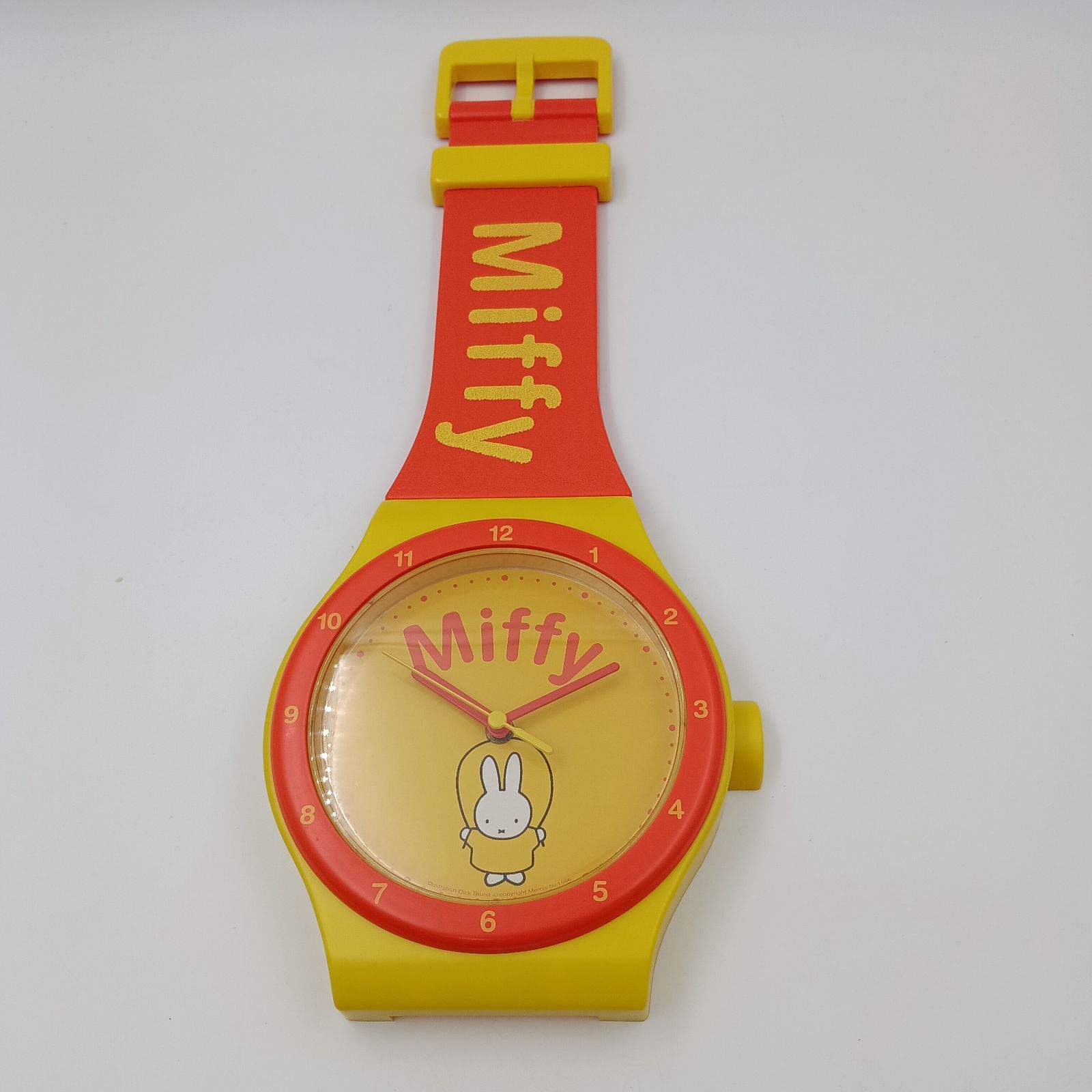 ミッフィー　腕時計型　掛け時計 K-0063】Miffy ミッフィー 腕時計型 掛け時計 動作確認済み