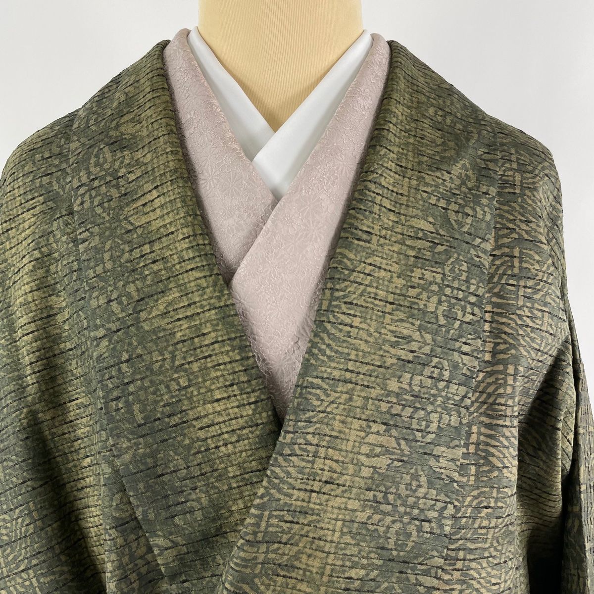 道中着 美品 名品 和装コート 花 幾何学 茶緑色 身丈129cm 裄丈68cm L