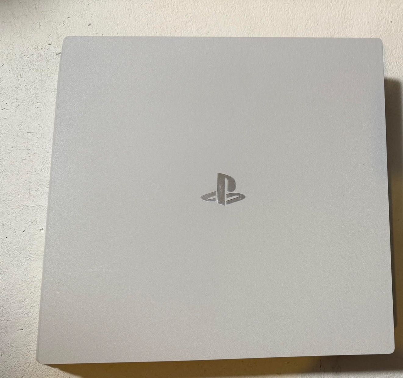 PlayStation 4 グレイシャーホワイト 1TB Amazon.co.jp: PlayStation 4 グレイシャー・ホワイト 1TB (CUH