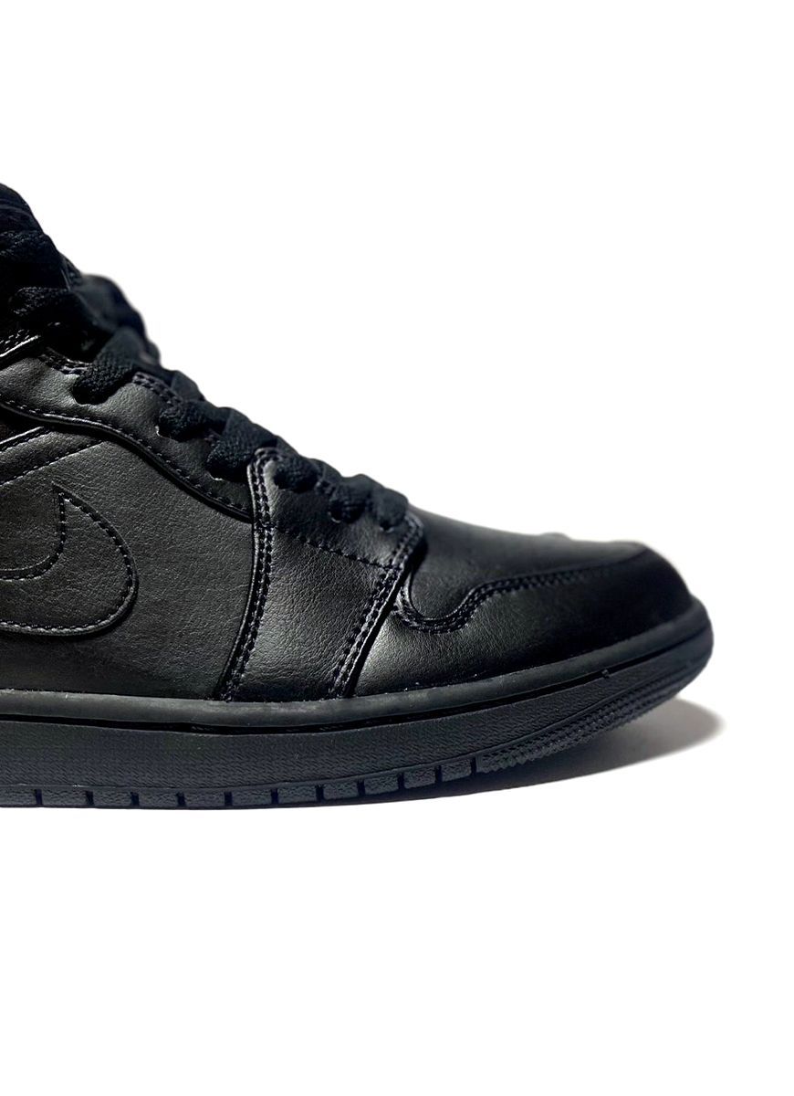 Air Jordan 1 Mid Triple Black(日本未発売) Nike Air Jordan 1 Mid 