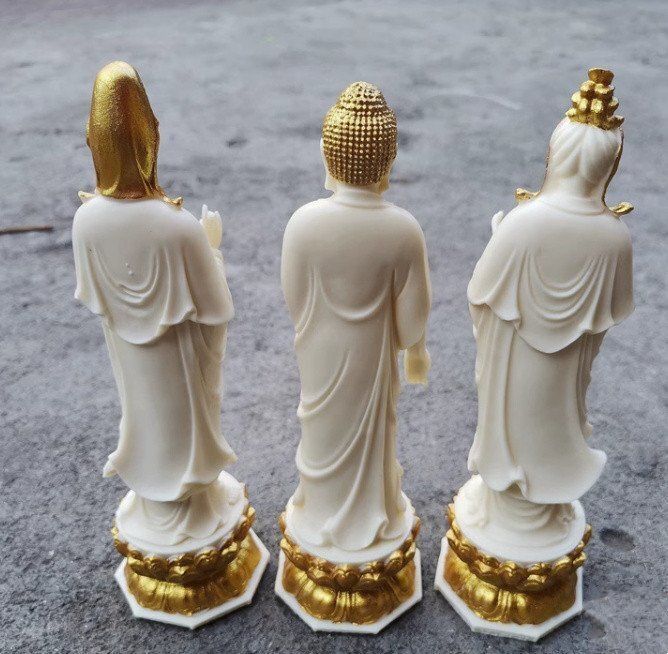 旧家蔵出し 銅製 泥金 浮彫 鏨刻 自在觀音像 仏像 密宗密教 供養品 古