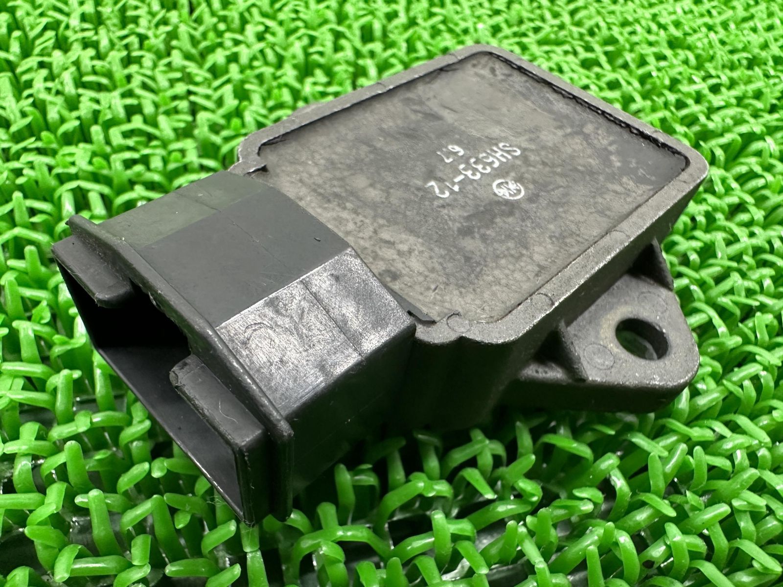 NC42 純正レギュレーター