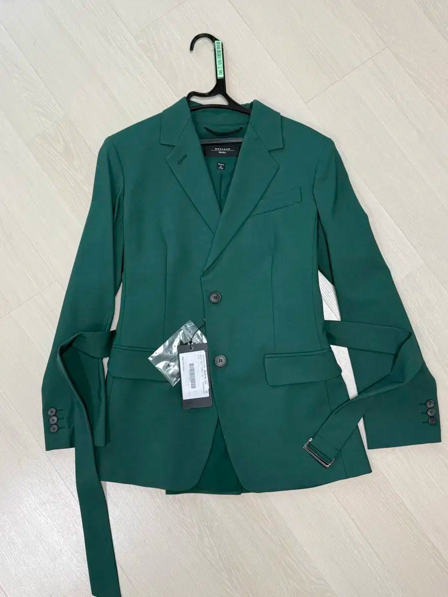 正規品 WEEKEND MAX MARA マックスマーラ 緑 ジャケット 36