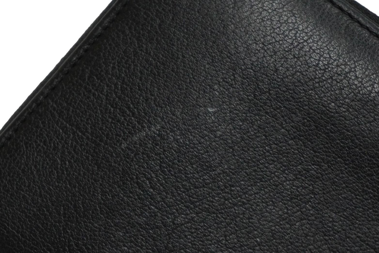 YVES SAINT LAURENT イヴ サンローラン 長財布 ラウンドファスナー YSL