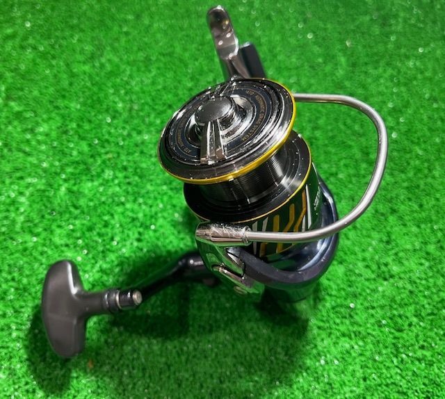 右 和歌山塩屋店