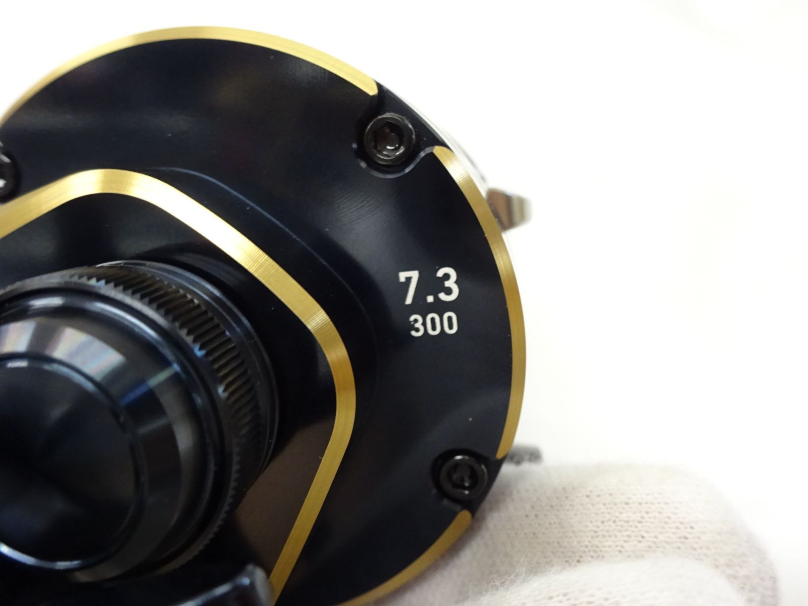 DAIWA ダイワ 25 SALTIGA ソルティガ 300HL ベイトリール 左