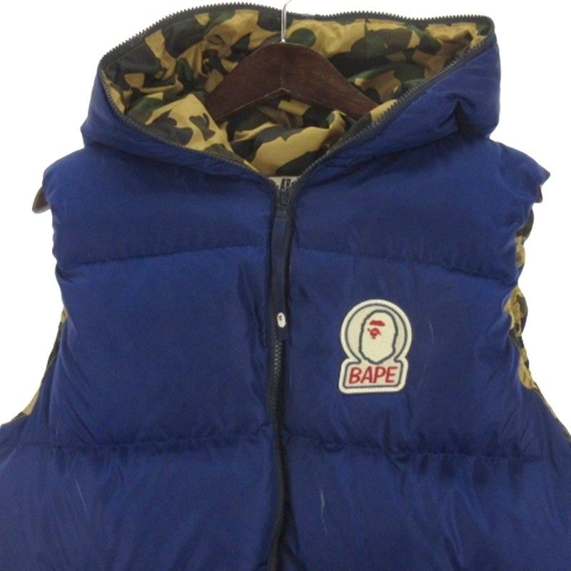 A Bathing Ape ダウンベスト L 青 カモフラージュ アベイシングエイプ A BATHING APE ダウンベスト フーディ ジップ 裏地