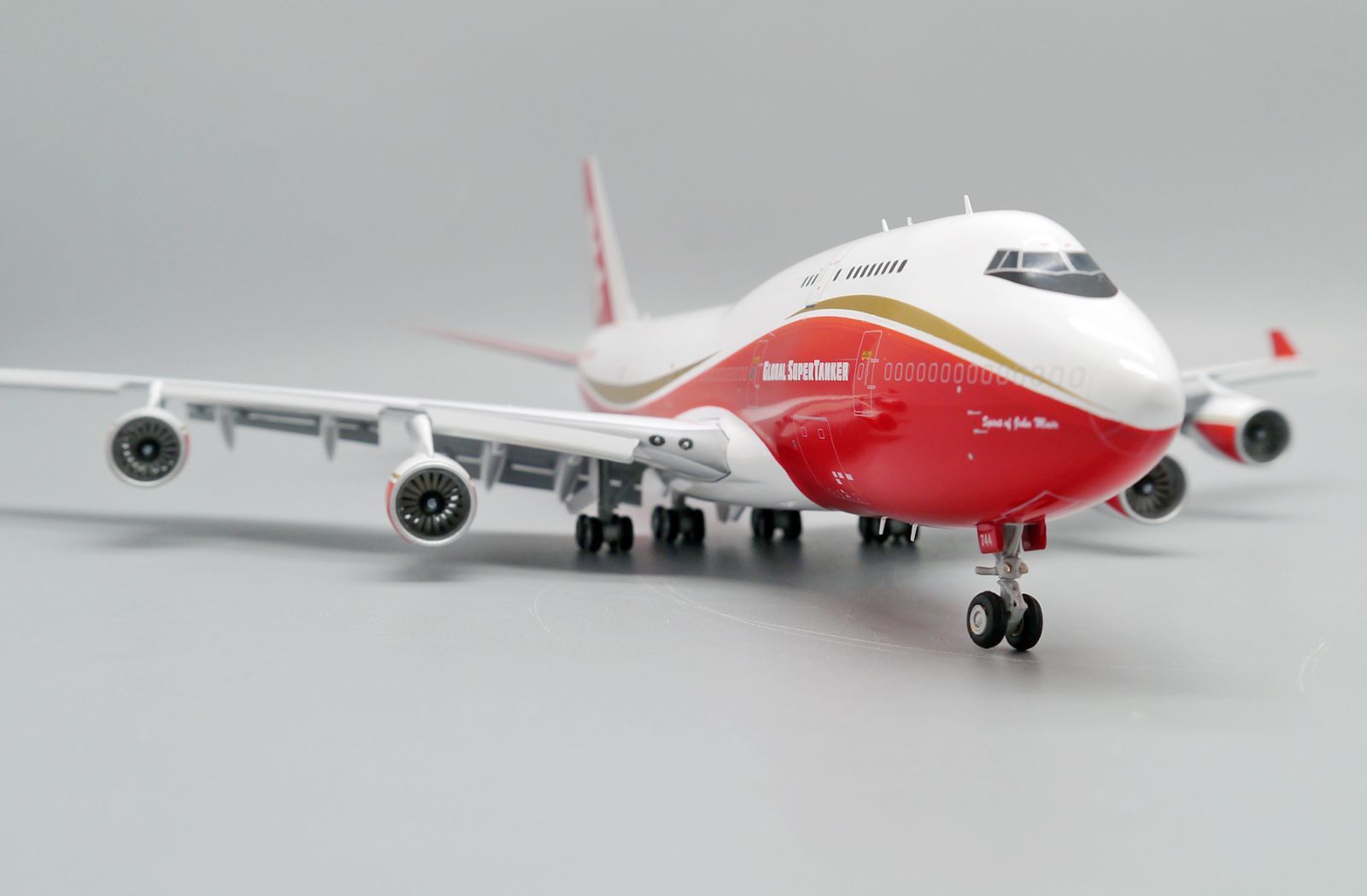 Jcwings グローバルスーパータンカー 747-400BCF 1/200 - メルカリ