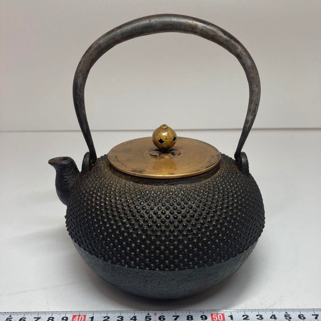 あられ 鉄瓶 1620g 持ち手込み高さ22㎝ 東Y5-0816 タニト