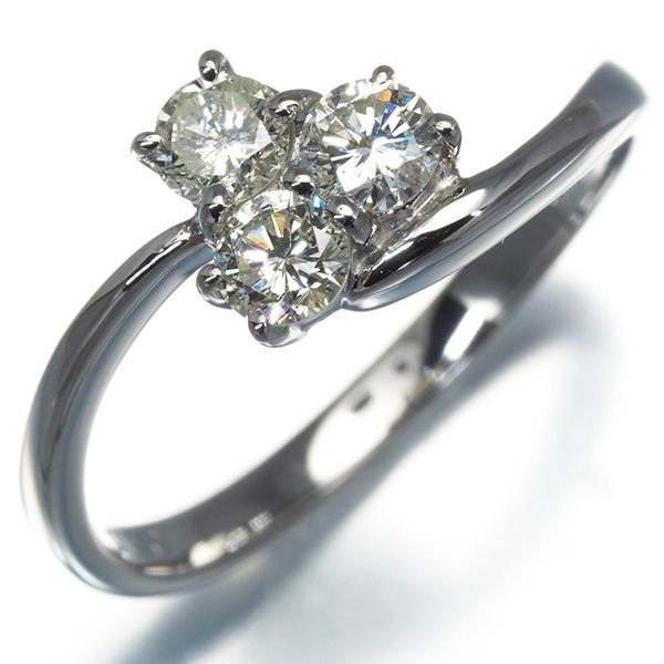 ダイヤ ダイヤモンド 0.50ct 3P リング Pt900 #170724 - メルカリ