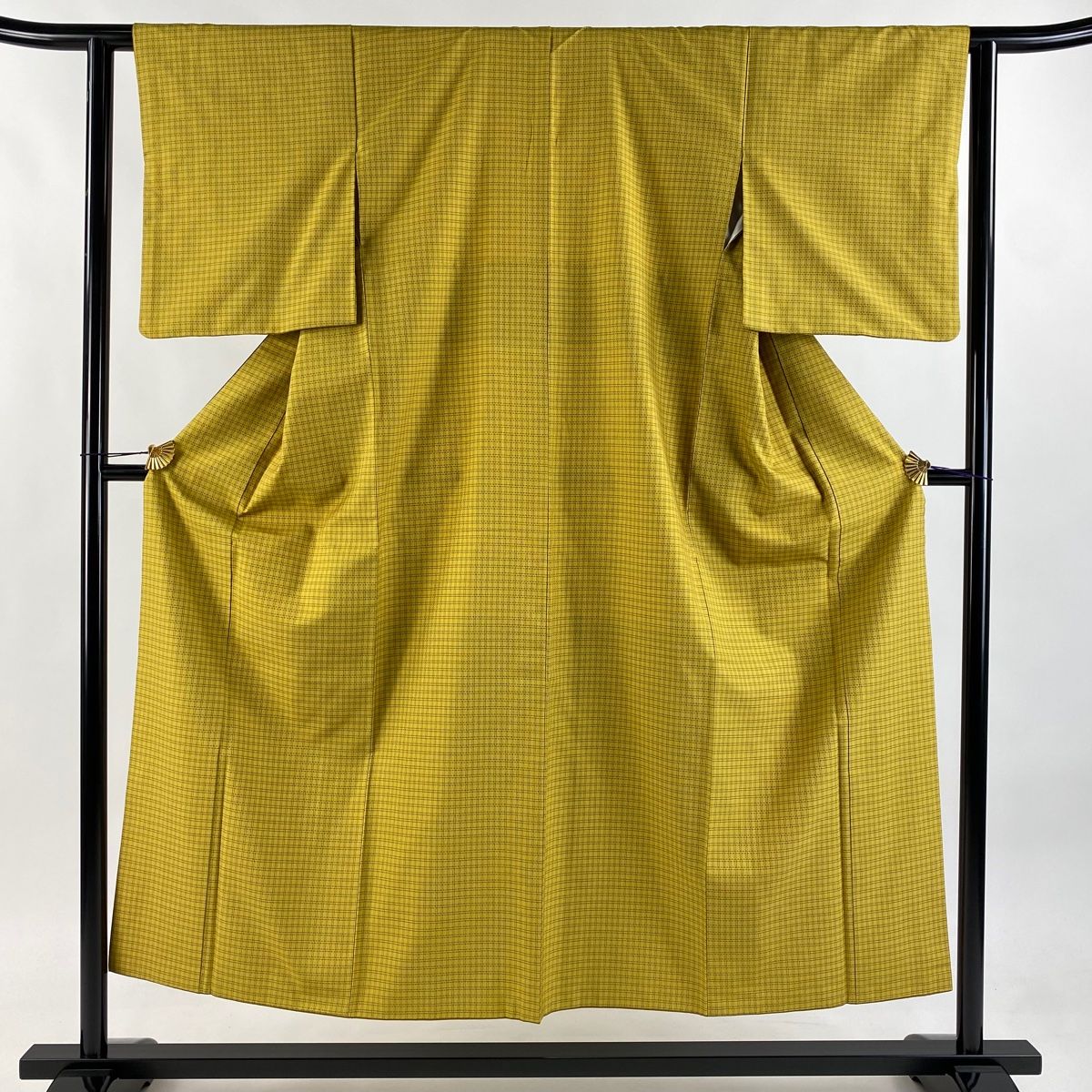 紬 身丈151.5cm 裄丈61.5cm S 袷 黄八丈 山下八百子 山下芙美子 落款 証紙 格子 草木染 黄土色 正絹