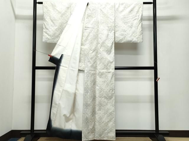 平和屋着物○本場大島紬 白大島 7マルキ 菱吉祥文 正絹 逸品
