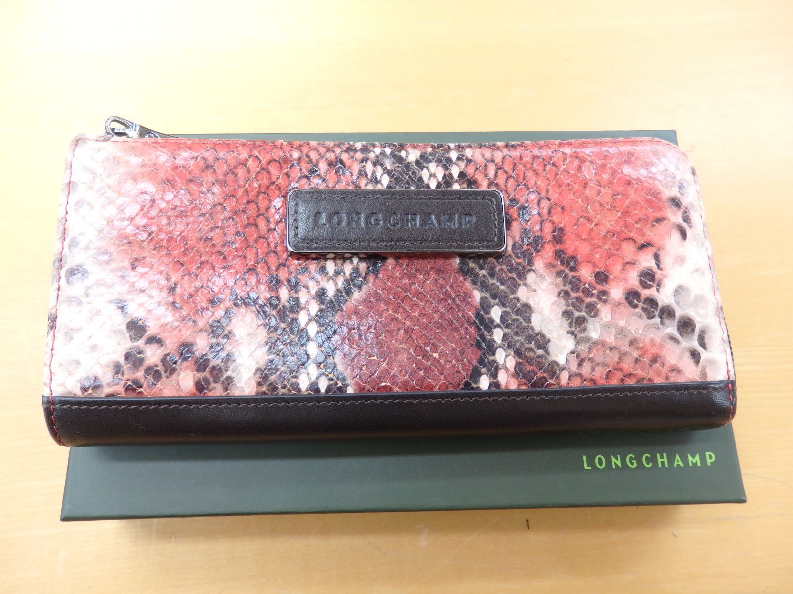 LONGCHAMP ロンシャン 長財布 スリム - メルカリ
