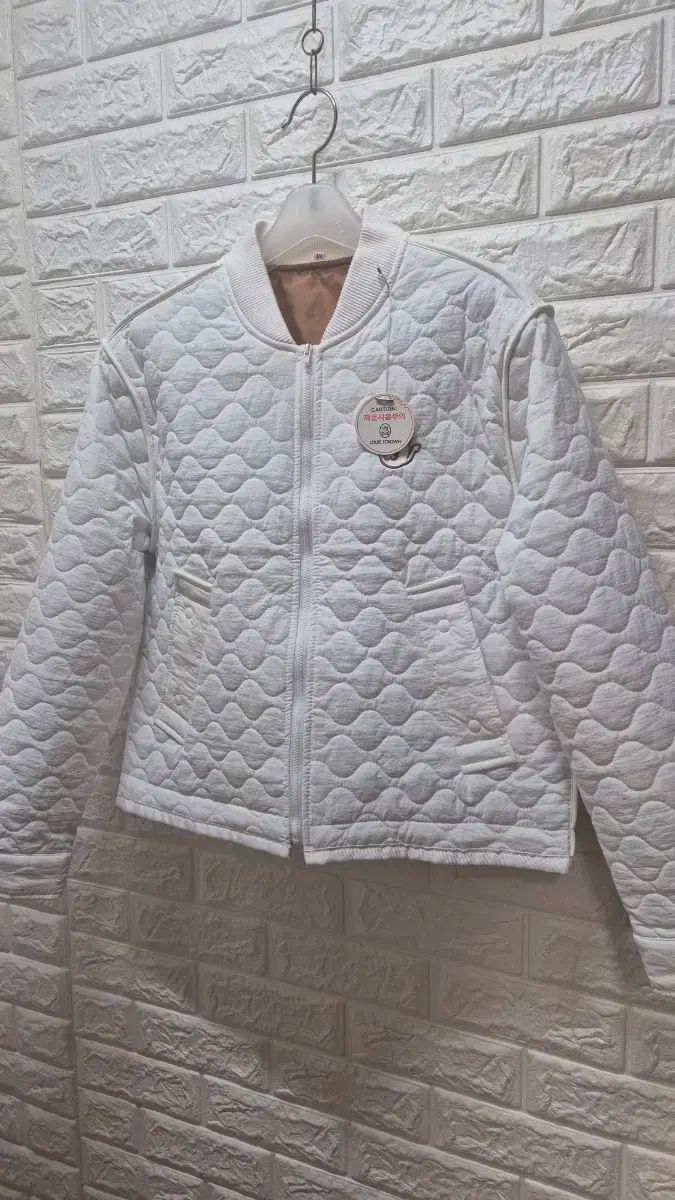 レディースゴルフ ダウンジャケット M Lサイズ