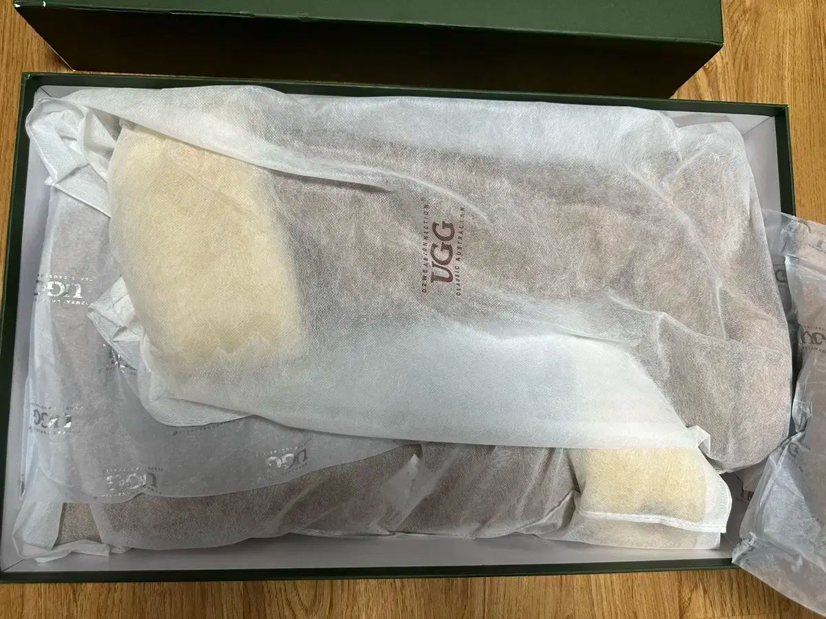 ugg フラットフォーム