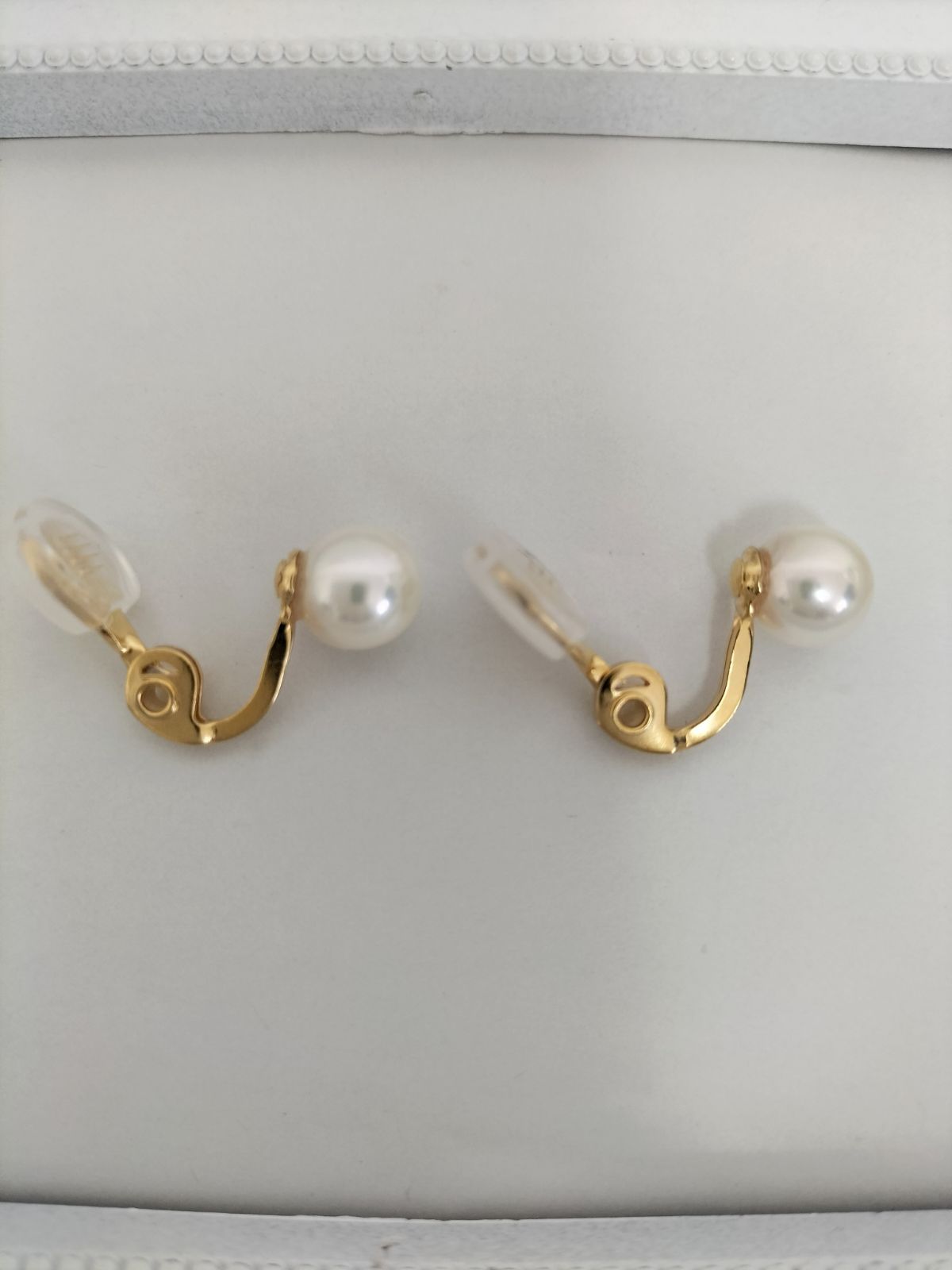 メーカー在庫少、売り切れ時はご容赦ください あこや本真珠（日本産）のクリップ式のイヤリング