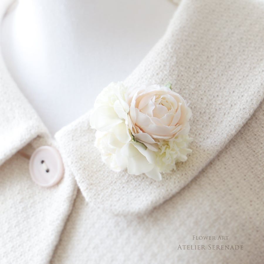 スィートガーデン・コサージュ - pale pink u0026 ivory