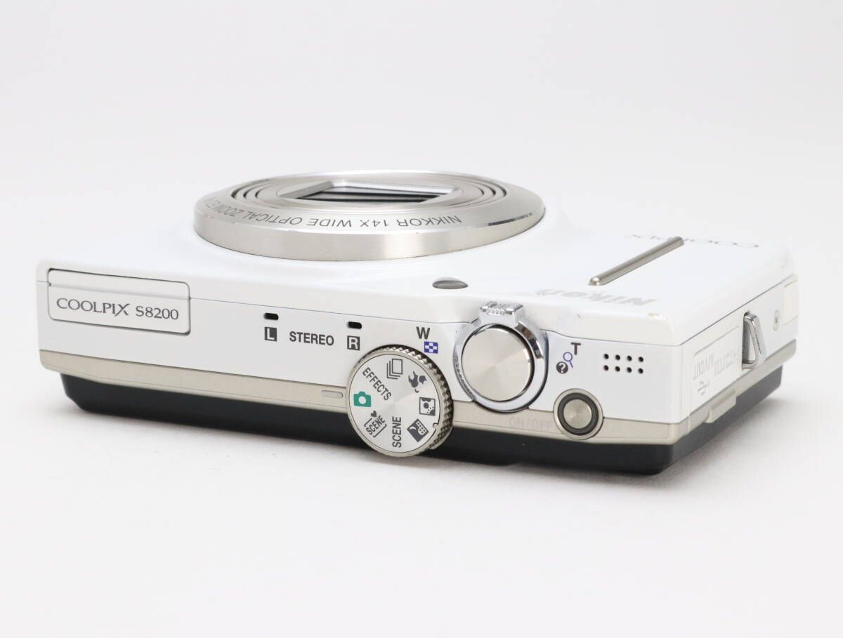 C (実用品) Nikon ニコン COOLPIX S8200 ナチュラルホワイト 初期不良