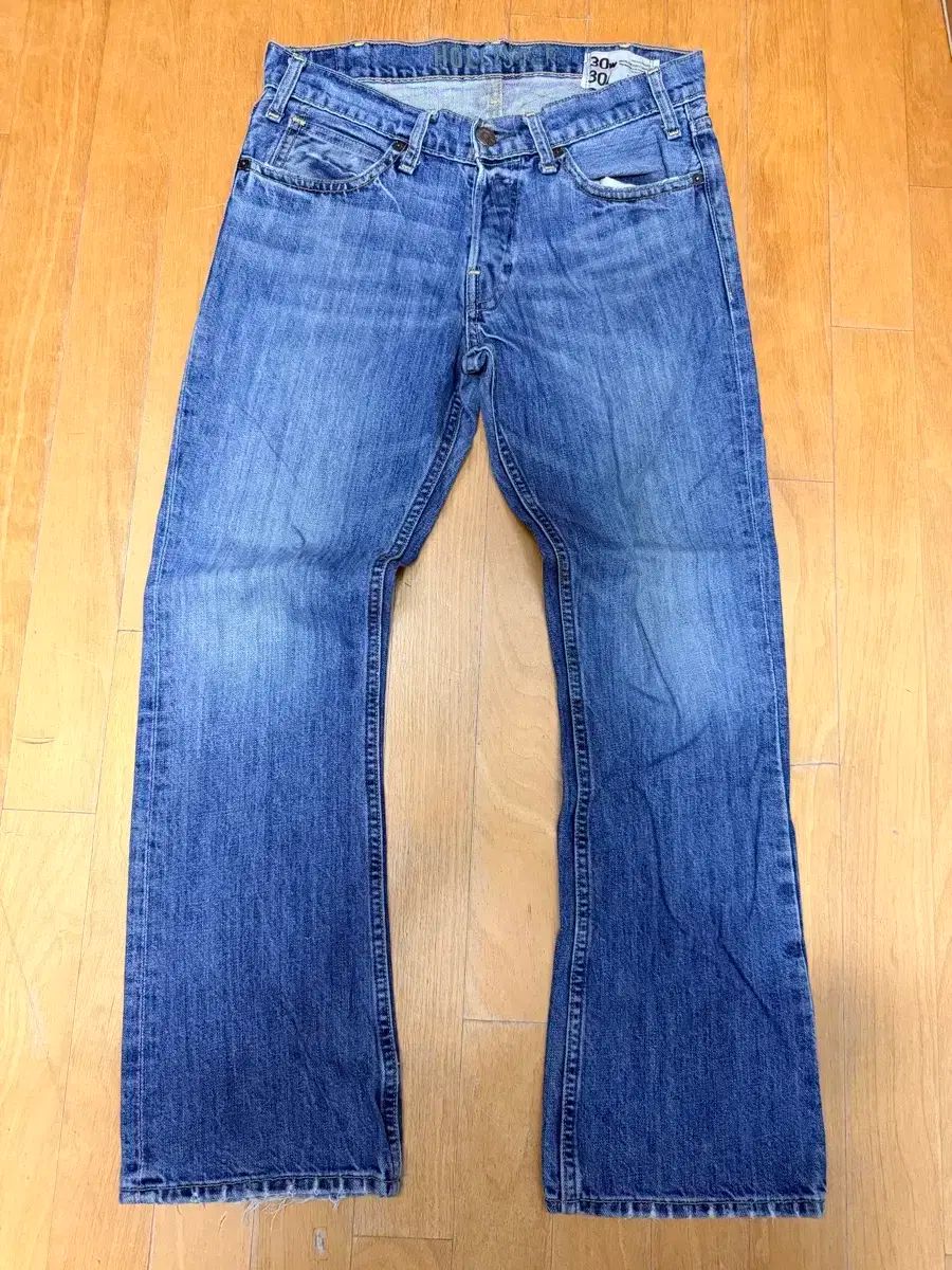 Hollister ホリスター ブーマー ローライズ スリム ブーツカット フ デニムパンツ 30