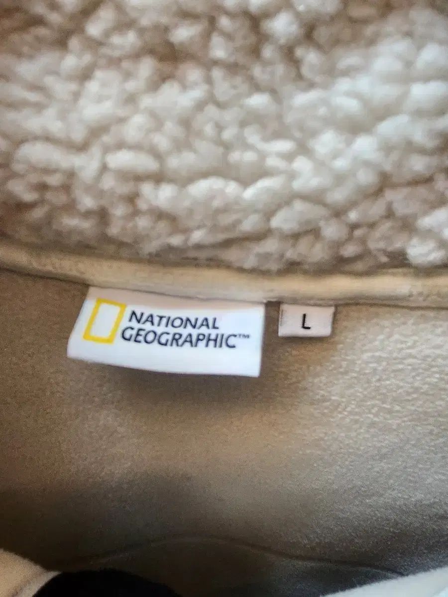 National Geographic ナショナルジオグラフィック ボア フリース ジャケット アイボリー