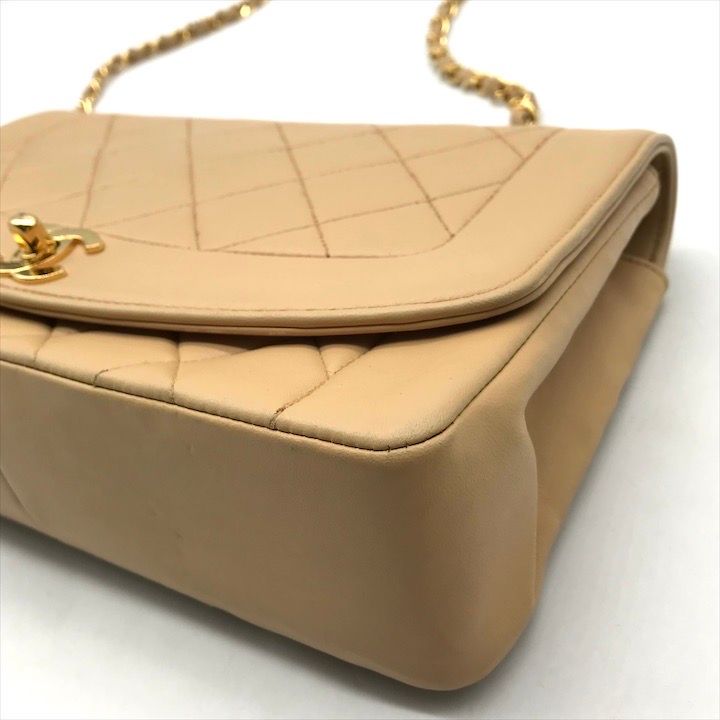 良品 CHANEL シャネル ダイアナ ココマーク マトラッセ ラムスキン