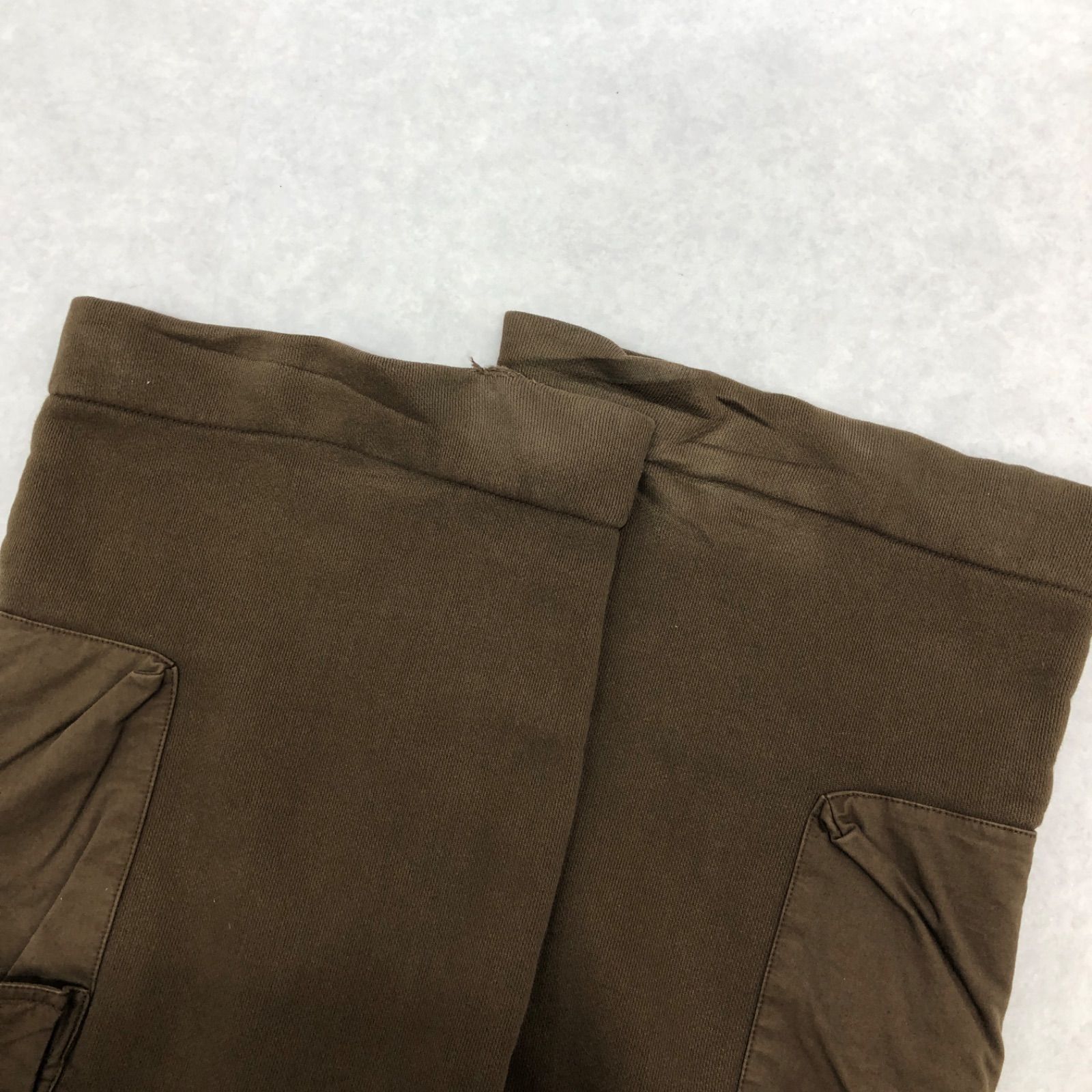 ブラウン