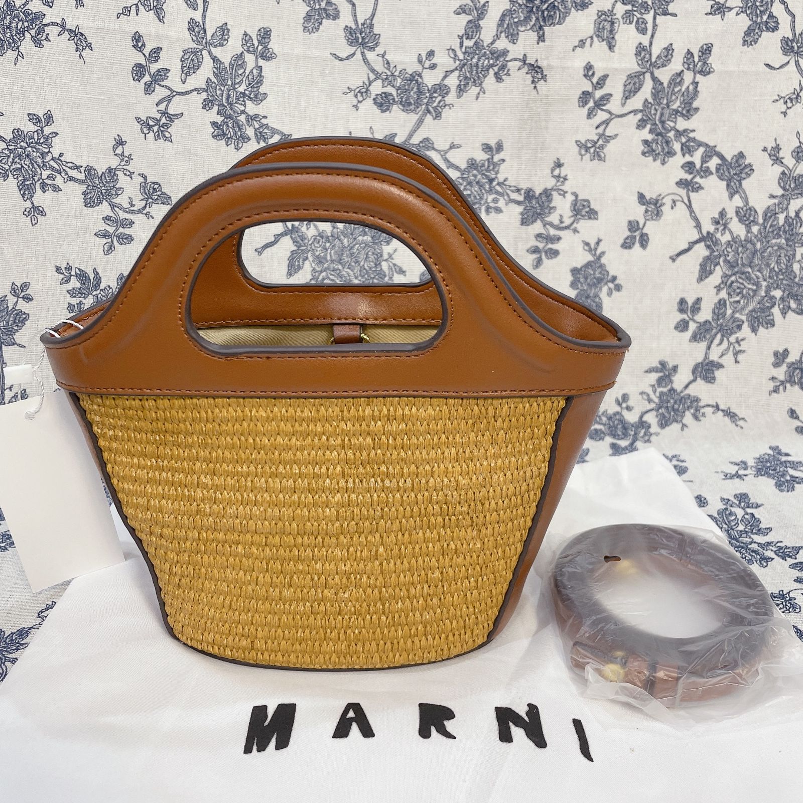 新品未使用 MARNI マルニ かごバッグ マイクロミニ ブラウン 即日発送