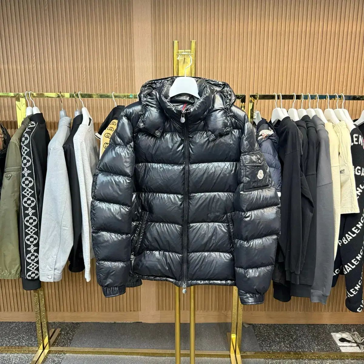 6 サイズ MONCLER モンクレール マヤ 光沢 ダウンジャケット