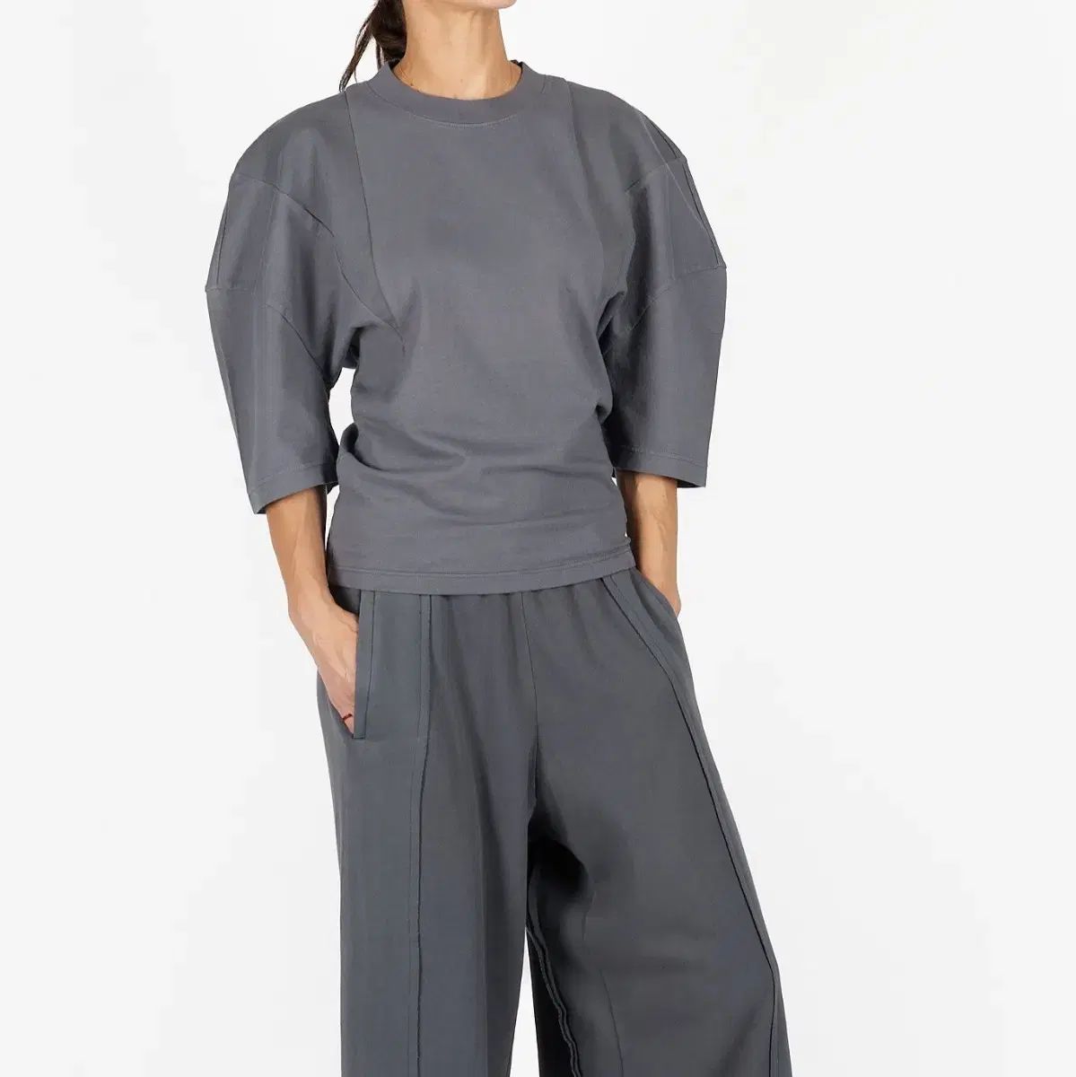 未使用 DANSKINウジョー アシンメトリーフレアトップス Lサイズ ujoh