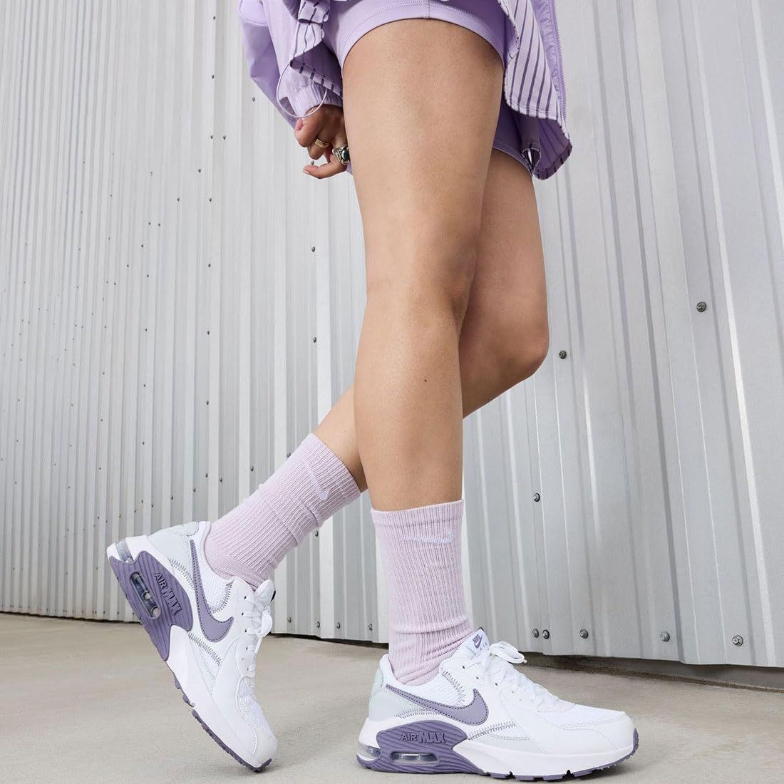 ナイキ エア マックス エクシー W AIR MAX EXCEE ホワイト|デイブレイク HF4992-100 日本 正規品 28.0cm ホワイト|デイブレイク 28.0 cm CAMPINGPARCCENTRAL_COM