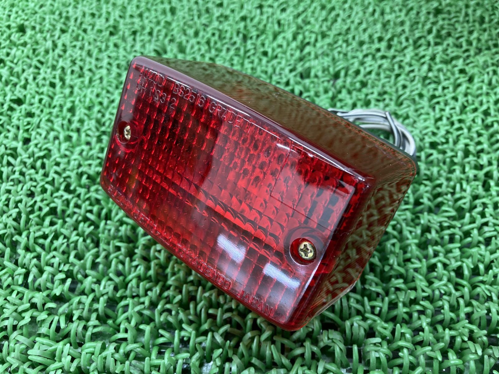 グラストラッカーNJ4BA 純正テールランプ グラストラッカービッグ