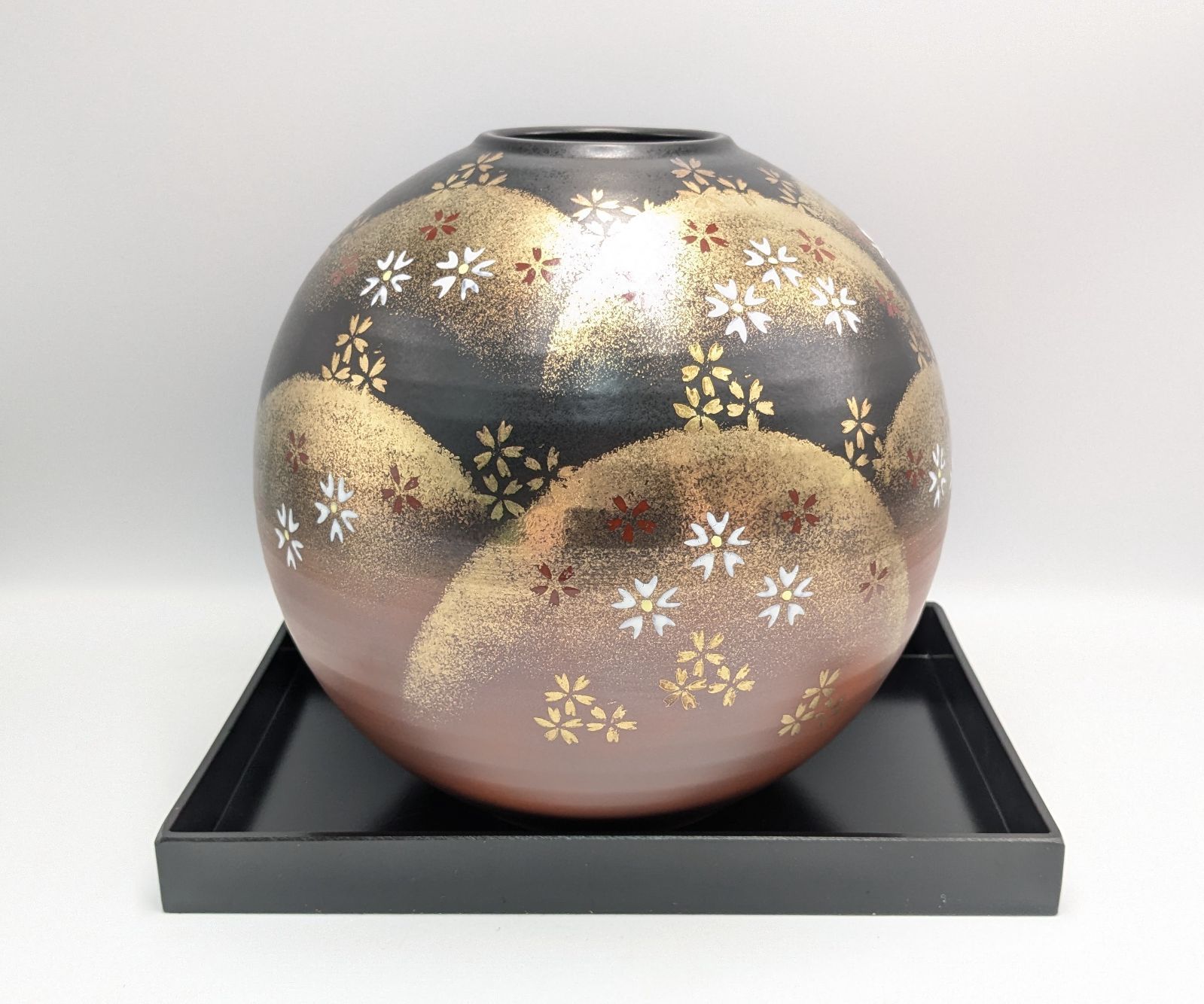 佐賀県重要無形文化財 #高麗庵清六窯 #名工 #中村清六 #白磁壷 #花瓶