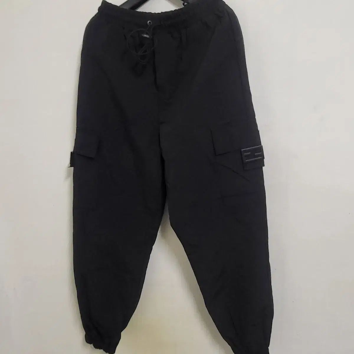 正規品 ブランド FENDI(フェンディ) 黒 パンツ サイズ S 春 秋