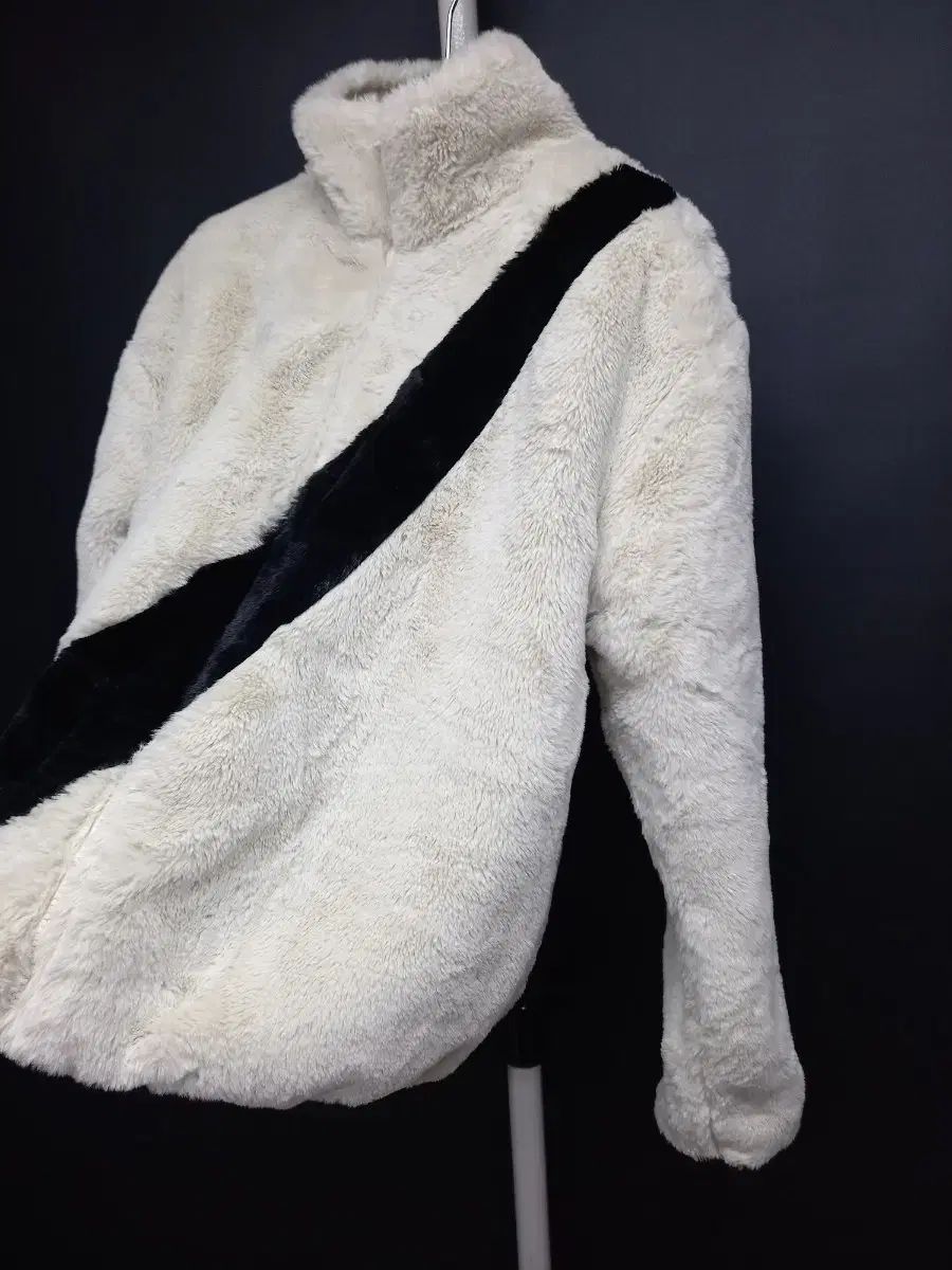 ナイキ ビッグ スウッシュ フリース フリース ファー アウター 55 44 NICORILABO_COM