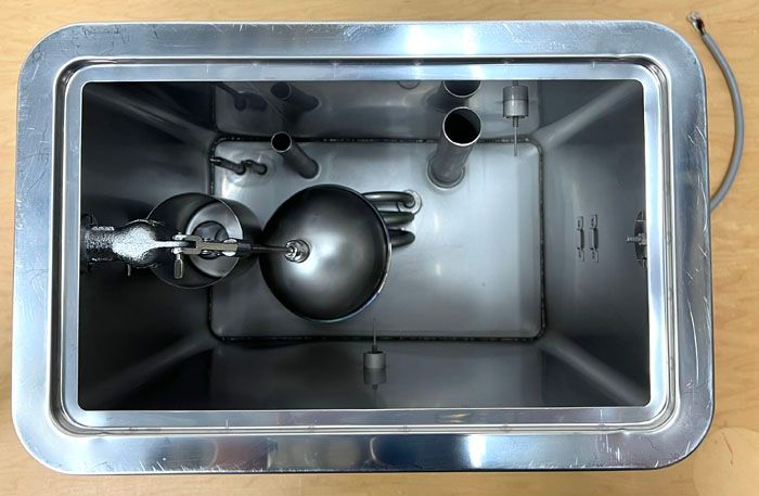 細山熱器 壁掛け型電気湯沸器 HDEN-12 - メルカリ