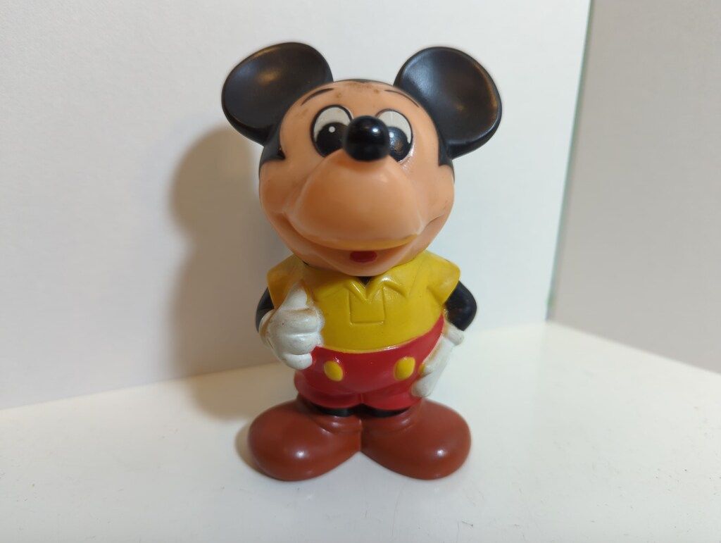 ★ミッキーマウス 貯金箱　 赤いシャツ★ TS0520110_c000_a003_sm.jpg
