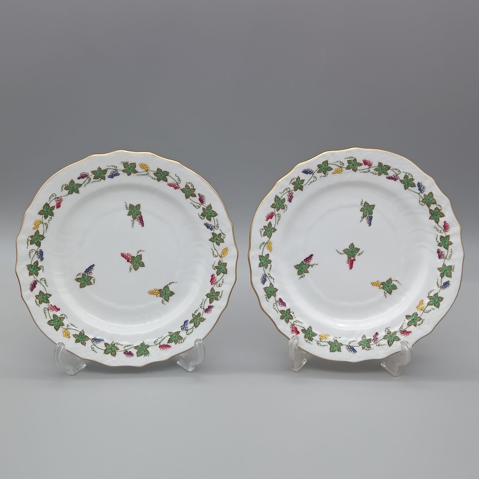 ヘレンド プレート 16cm パン皿 ワインリーブ SZGV 多彩色 1枚 - メルカリ