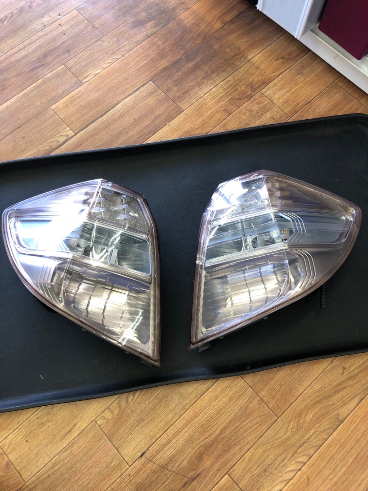 ホンダ FIT フィット GE8 RS 純正テールランプ ピンク GE6 GE7