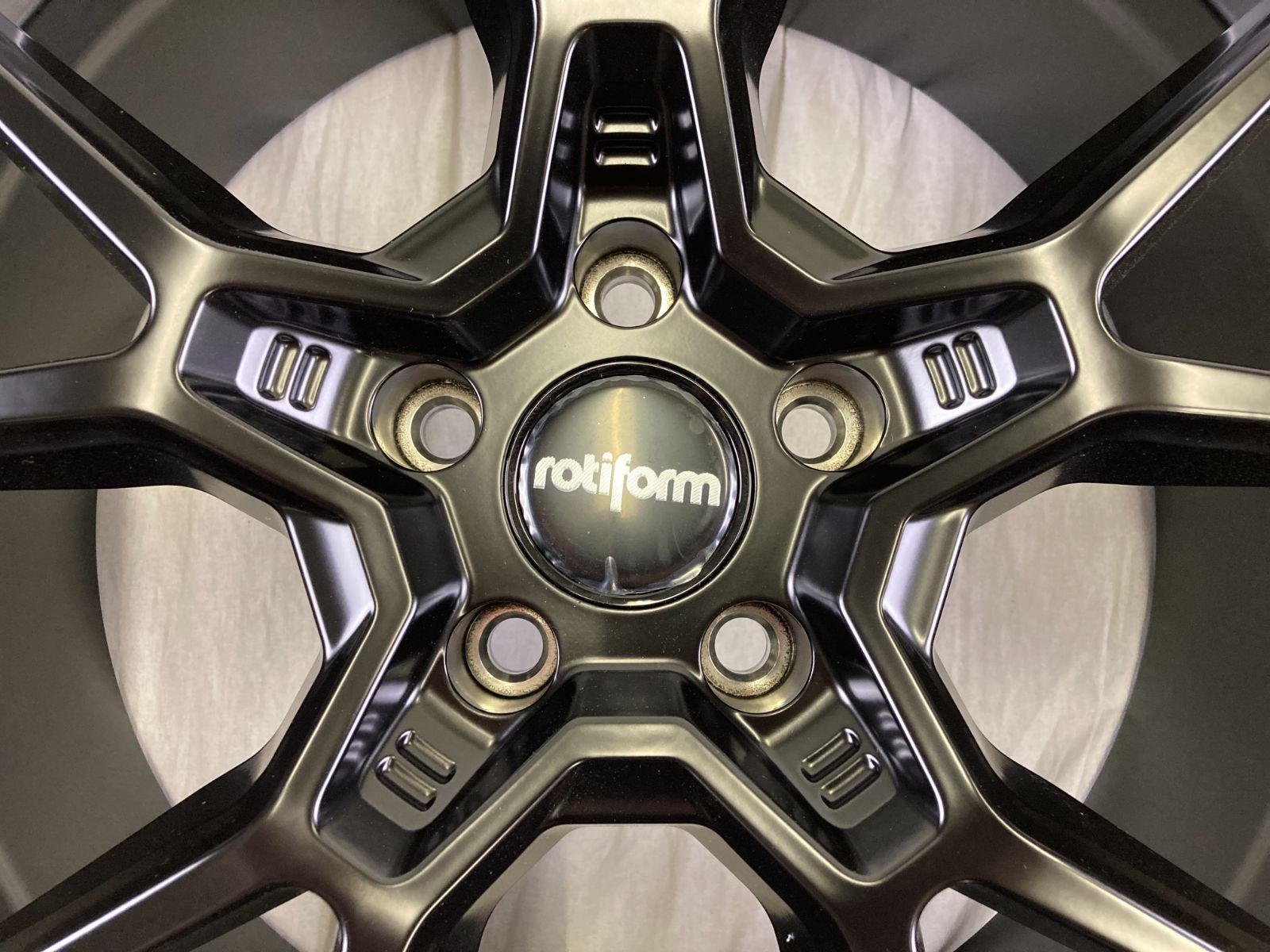 Rotiform ロティフォーム KPR 4本セット 19インチ 8.5J イン