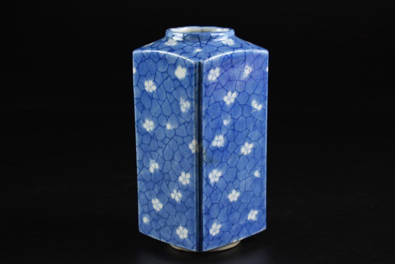 中国古美術品 青花釉裏紅 獅子文花瓶 大清乾隆年製 26cm