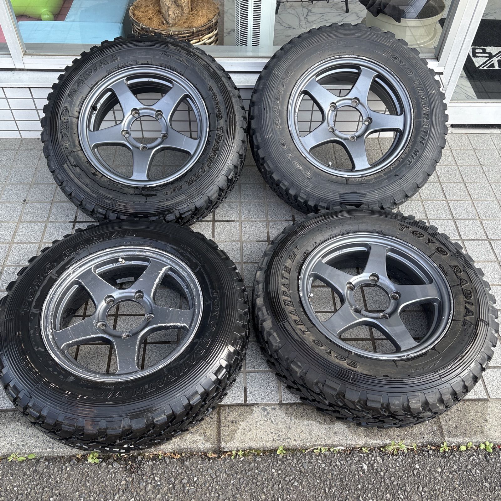 マナレイ MANARAY OFF PERFORMER RT-5N ブラック 16×5.5J 195r16c 104|102q