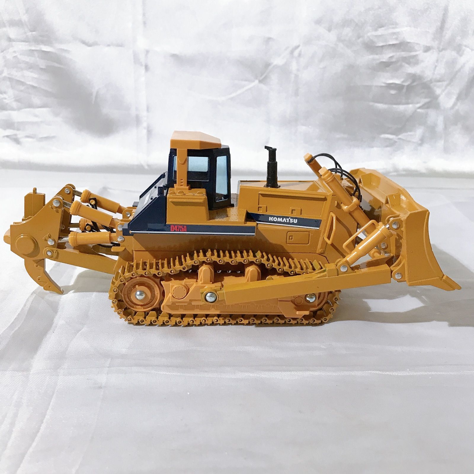 美品】KOMATSU コマツ ブルドーザー D475A 1/50 ダイカストスケール 