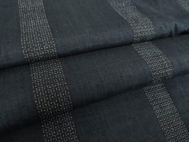 平和屋着物○本場結城紬 重要無形文化財 80亀甲 間道 ますいわ